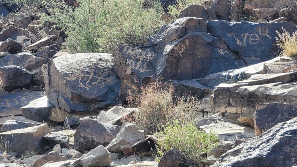 Petroglyphm 5